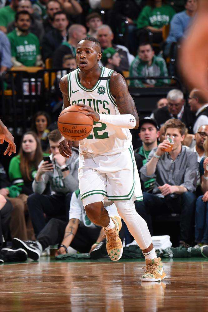 伤病频发 伤病频发